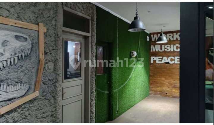 Murah....Ruang Usaha Mainroad BKR Pelajar Pejuang, Parkiran Luas