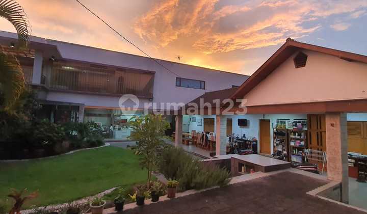 Rumah Nyaman Asri SHM Terawat di Mainroad Dago, Bisa Utk Usaha Rumah Nyaman Asri SHM Terawat di Mainroad Dago, Bisa Utk Usaha