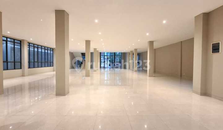 Luxury and Spacious New Business Space on Main Road Dago, 3 Floors