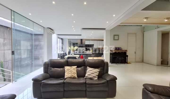 Rumah Lux Mekar Wangi, Kwalitas Bangunan Premium Rumah Lux Mekar Wangi, Kwalitas Bangunan Premium