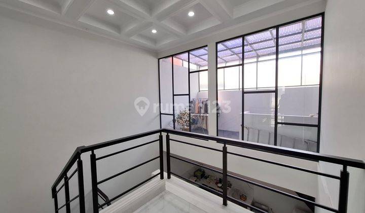 Rumah Minimalis Modern Siap Huni Singgasana Pradana 1