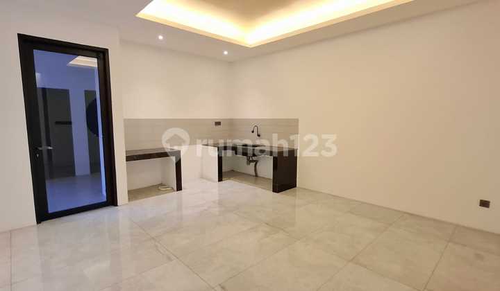 Rumah Baru Minimalis Modern di Mekar Wangi 2