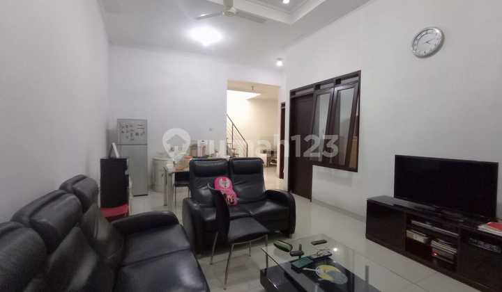 Rumah 1 Lantai SHM Siap Huni di Mekar Wangi Rumah 1 Lantai SHM Siap Huni di Mekar Wangi