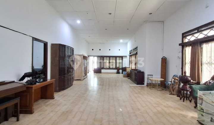 Rumah di Mainroad Dago Bawah, Cocok untuk Usaha Rumah di Mainroad Dago Bawah, Cocok untuk Usaha