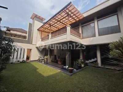 Rumah Full Furnished di Mekar Wangi