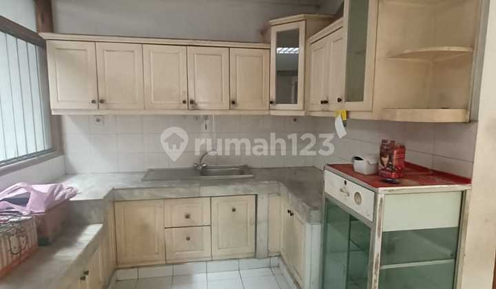 Rumah Terawat di Singgasana Pradana, Bandung 2