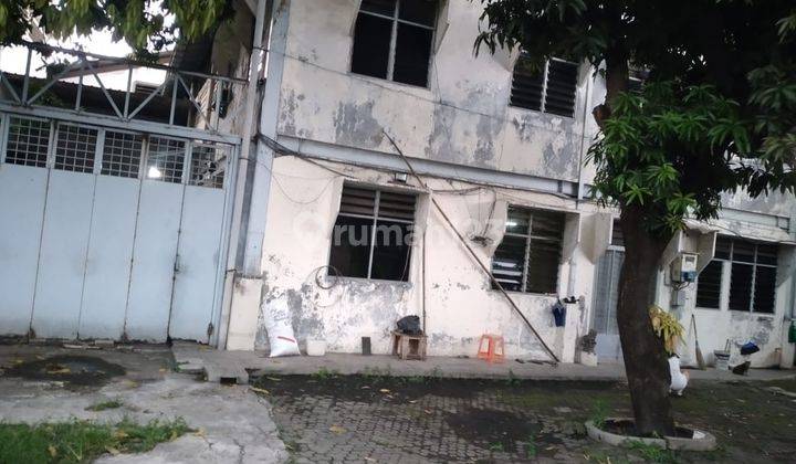 Dijual tanah ex pabrik parfum incl bangunan 3