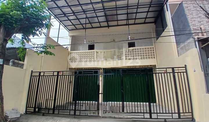 3-storey Shop House, Strategic Location in Manukan, 128.0 m² Freehold Title 3-storey Shop House, Strategic Location in Manukan, 128.0 m² Freehold Title