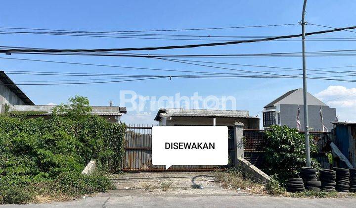 Gudang Nol Jlalan Raya Randegansari, Driyorejo, Gresik. 1