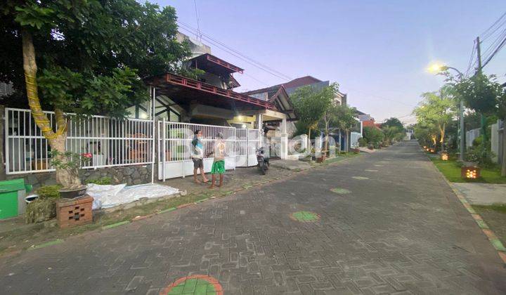 Rumah Surabaya Barat Siap Huni Row 2 Mobil 1