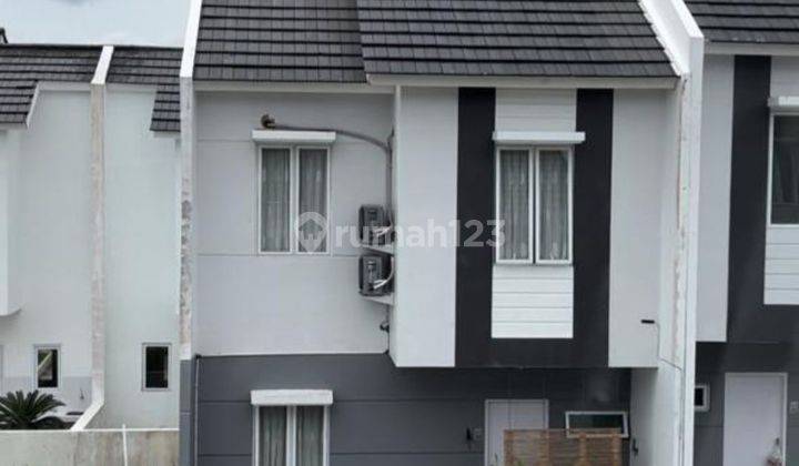 Rumah gress 2 lantai di Grand City 1