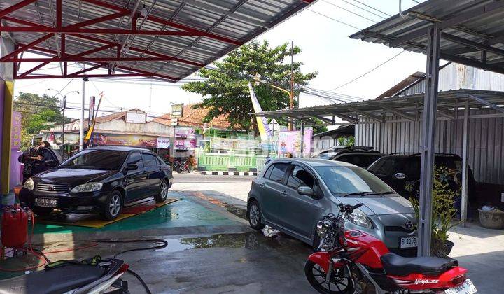 RUMAH USAHA, JL. KALIURANG KM 17,5 PAKEM. SELANGKAH KOPI KLOTOK, KAMPUS UNIVERSITAS ISLAM INDONESIA 2