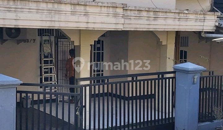 Rumah di Villa Damai