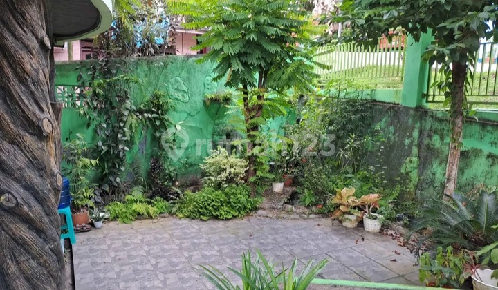 Rumah 2 Lantai Dipusat Kota 2