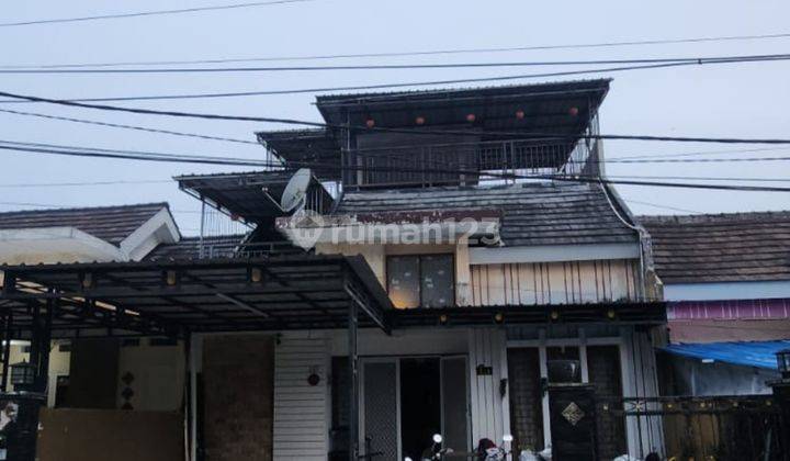 Rumah 3 Lantai Borneo Paradiso 1