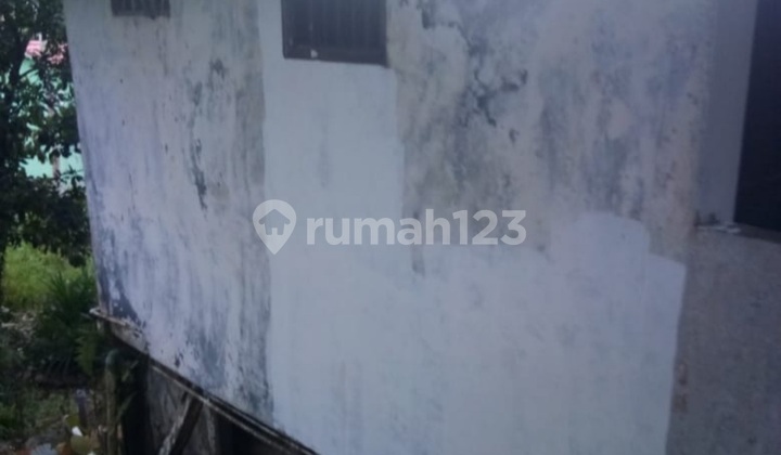 Rumah Halaman Luas di Kilo 7 2