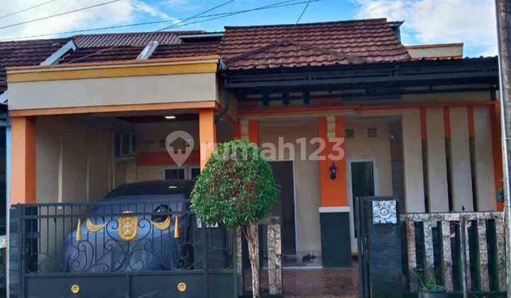 House in Griya Nureka