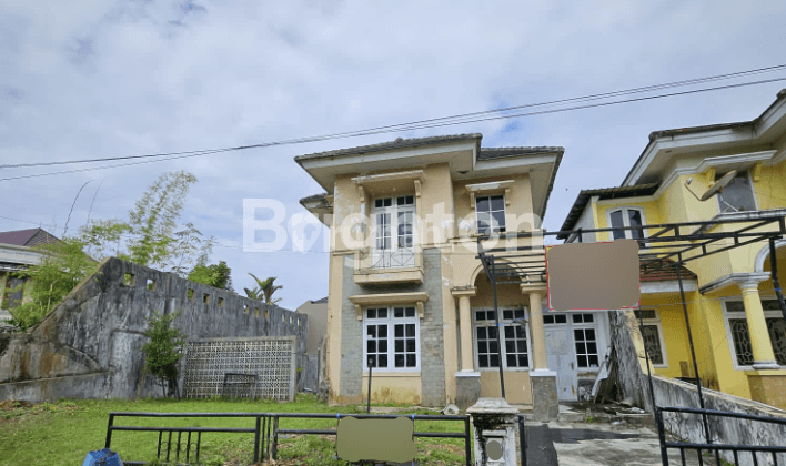 BALIKPAPAN, RUMAH BALIKPAPAN BARU (A142)  1