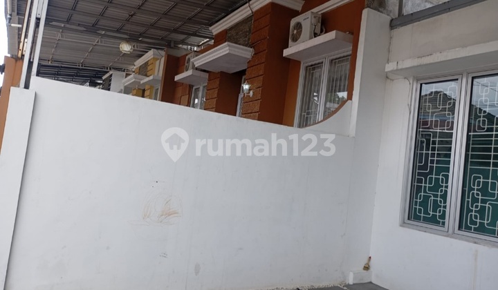 Rumah di Cluster Valencia, Regency 2