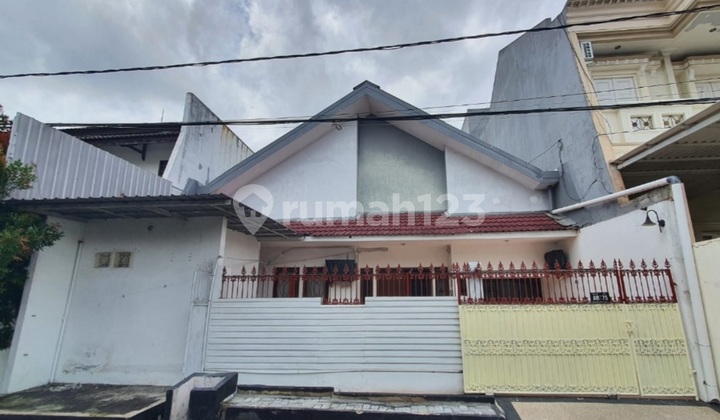 Ready-to-Occupy House in a Safe and Strategic Environment