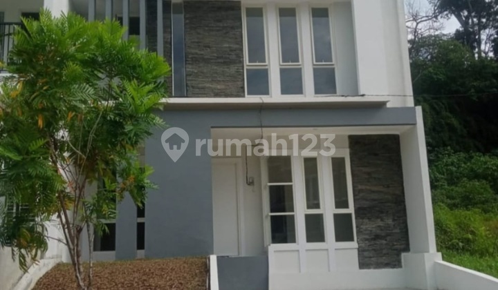Rumahbaru Gress Cluster De Royale, Regency