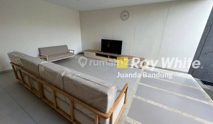 Langka! Bagus! Rumah 2 Lantai Nayapati Residence, Kota Baru Parahyangan! 2