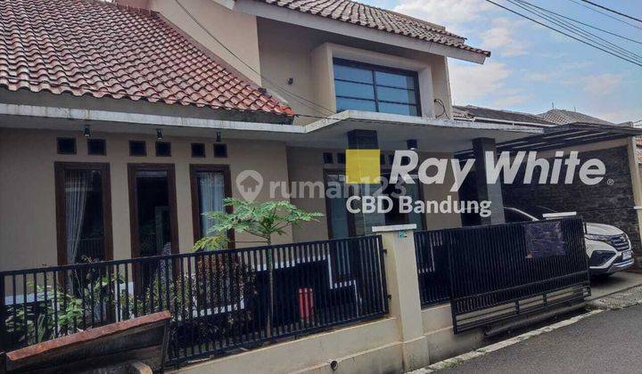 Rumah Cantik 1.5 Lantai di Sayap Soekarno Hatta, Bandung! 1