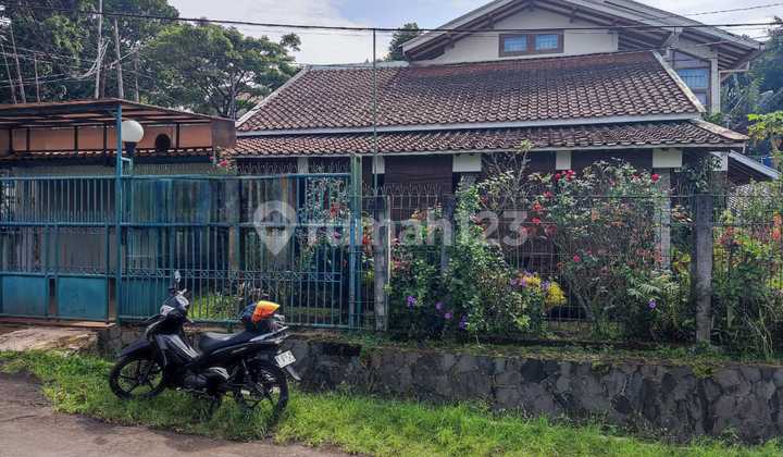 Strategis! Rumah Plus Tanah Luas di Bukit Dago, Bandung! Strategis! Rumah Plus Tanah Luas di Bukit Dago, Bandung!