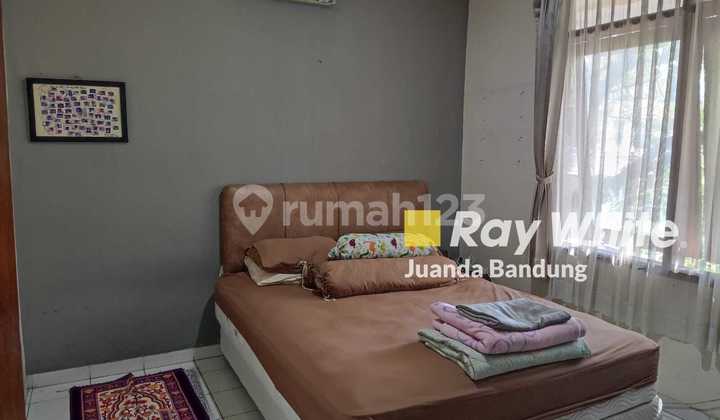 BAGUS! Rumah Nyaman 2 Lantai di Tubagus Ismail, Sayap Dago, Bandung! 2