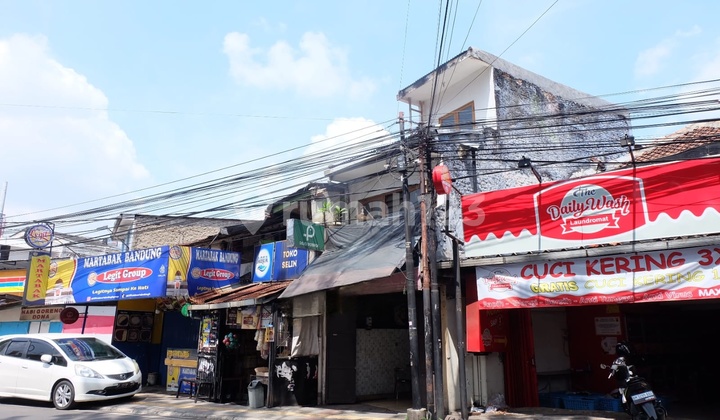 Ruko Strategis 3 Lantai di Sayap Dago, Bandung!