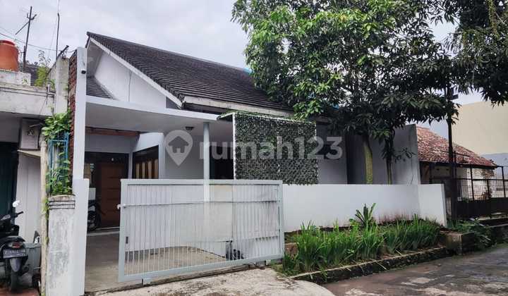 NYAMAN! Rumah 1 Lantai di Sayap Buah Batu, Bandung! NYAMAN! Rumah 1 Lantai di Sayap Buah Batu, Bandung!