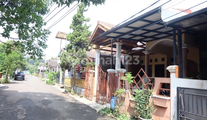 RUMAH NYAMAN! Rumah 2 Lantai Sarimas Regency Arcamanik, Bandung!