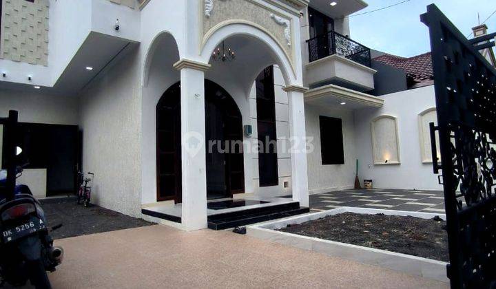 Rumah Cantik Dalam Komplek Dekat Jalan Utama 2