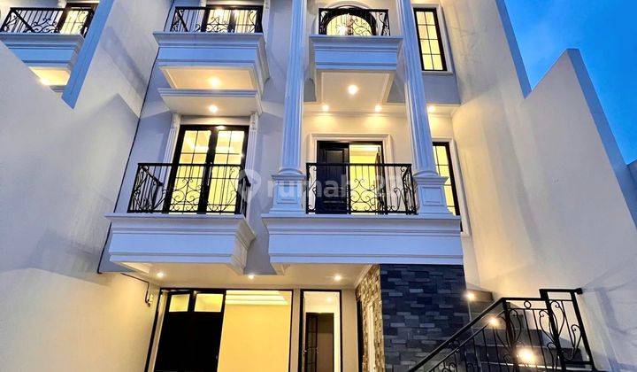 Brandnew Townhouse Mewah Jagakarsa Pinggir Jalan Utama 1