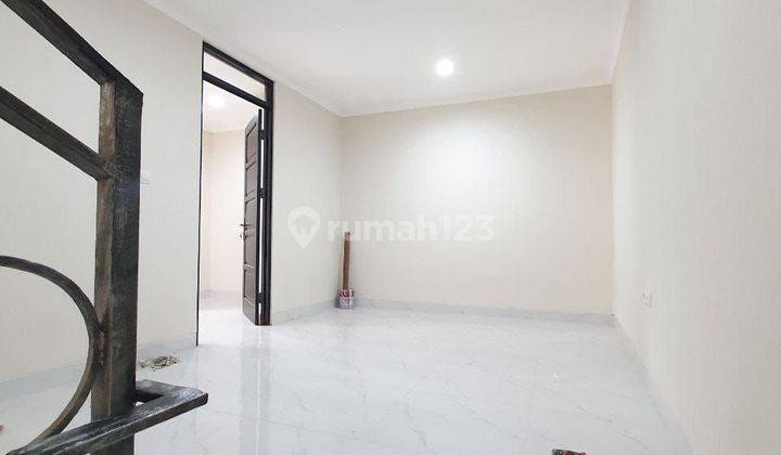 Townhouse Eksclusive Pejaten Barat Dekar Jalan Utama 2