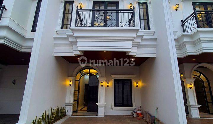 Rumah Cantik Jagakarsa Akses Jalan Utama 2