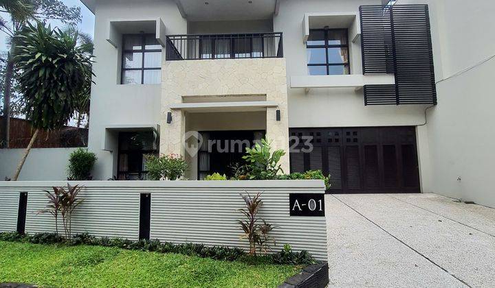 Rumah Mewah Dalam Compound Eksclusive Dekat Jalan Utama 2