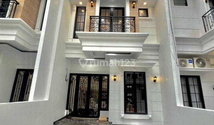 Rumah Cantik Dengan Rooftop Dalam Cluster Akses Jalan Utama 2