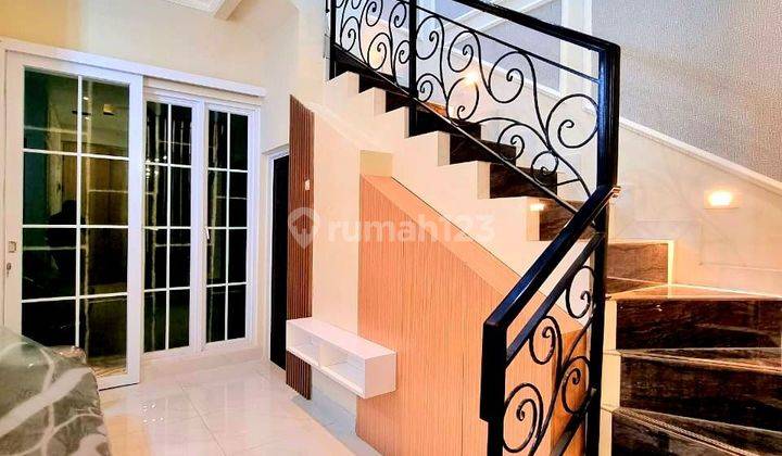 Townhouse Mewah Full Furnished Akses Jalan Utama 2