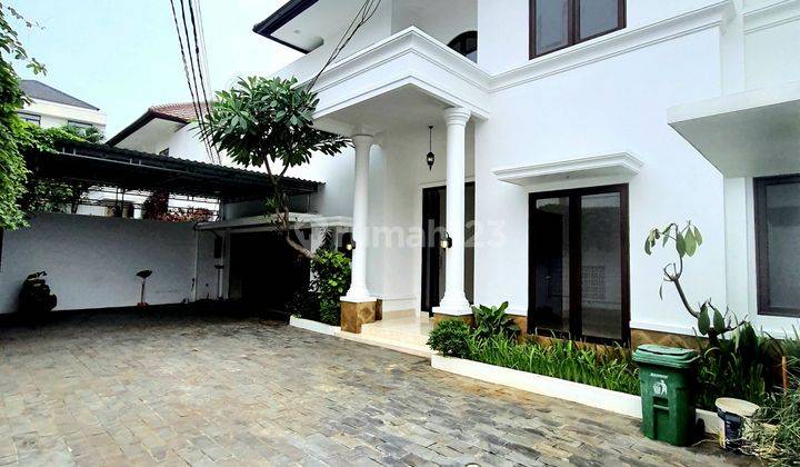 Rumah Mewah Kemang Halaman Luas Dekat Jalan Raya 2