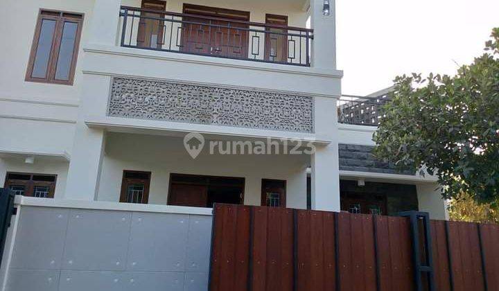 Rumah Dua Lantai dekat Mall Boemi Kedaton 2