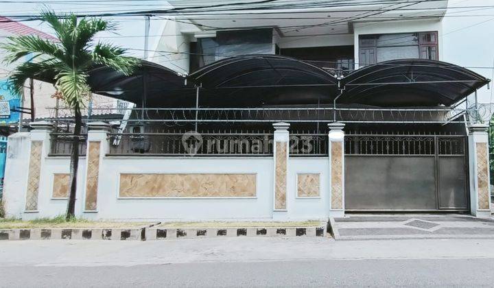 Rumah Kaliwaron lokasi Strategis hadap jl raya & Bisa utk usaha , Surabaya.