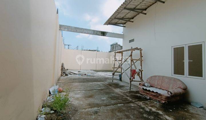 Ruang Usaha Siap Huni Krukah Pasar,Dekat Jalan Raya Ngagel Jaya Selatan .Surabaya. 11