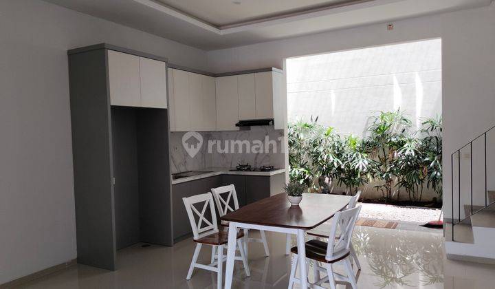 Termurah Nirwana Executive Minimais, Surabaya .