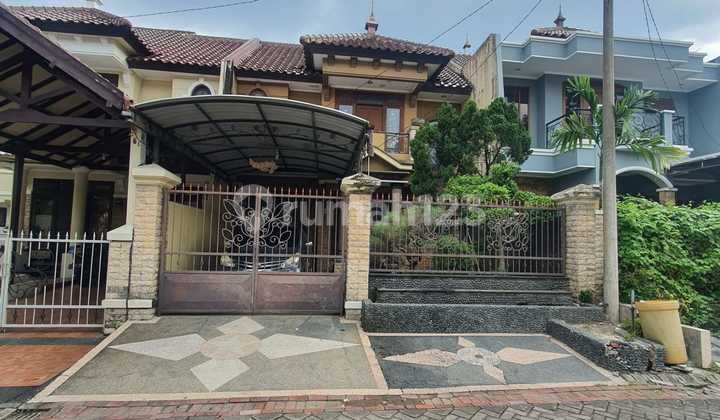Dian Istana Siap huni , Furnished ,Bagus,Terawat .Surabaya Barat.