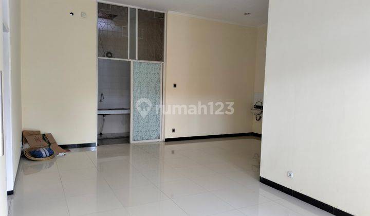 Mulyosari Mas Disewakan Dekat Jalan Raya Mulyosari .Surabaya . 2