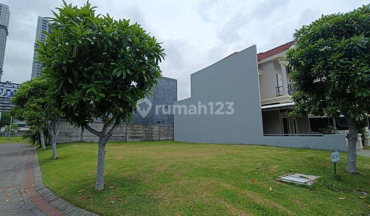 Tanah Kavling Cluster Sorento ,hook Row , Jalan Lebar Dekat Mall Pakuwon City . Surabaya .