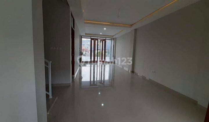 Rumah Modern Minimalis Terawat Siap Huni Ligar  2