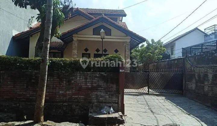 Rumah Klasik Area Favorit  Cigadung Dago Bandung 2