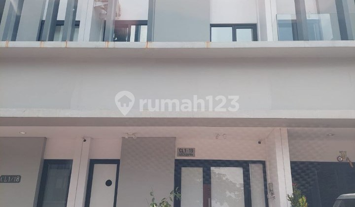 Dijual Ruko 3 Lantai Lokasi Dian Istana
